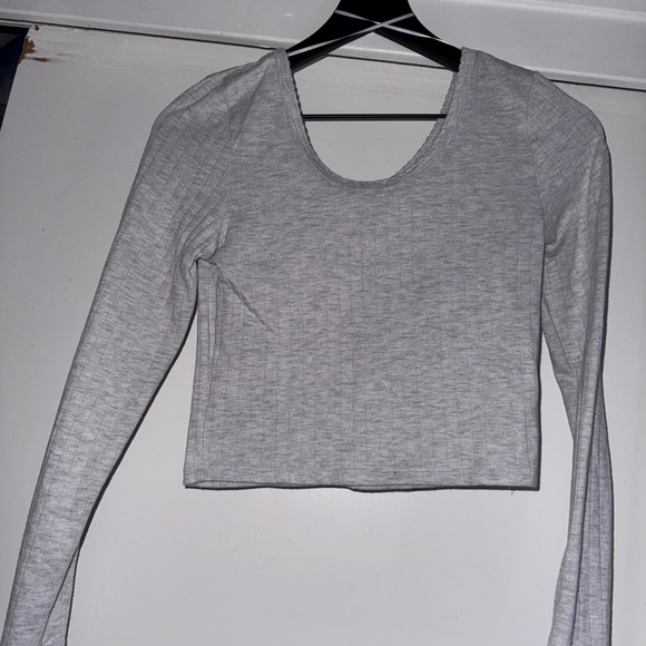 Cotton-On Gray Long Sleeve Ribbed Women's Top - Picture 3 of 4